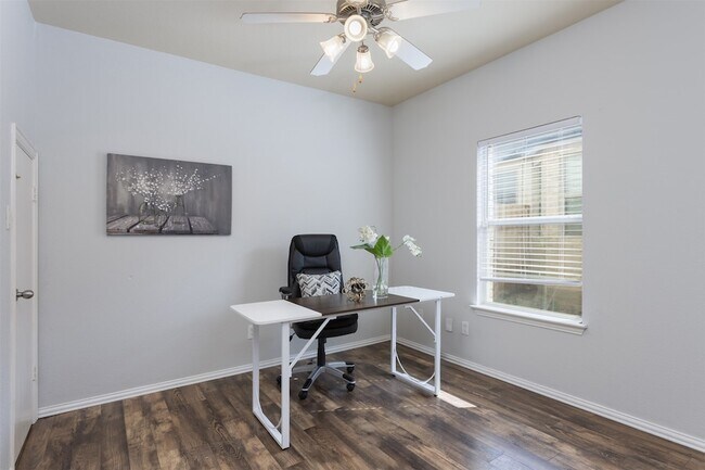 Building Photo - 14504 Eaglemont Dr