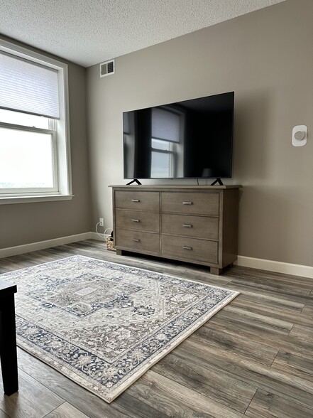 TV Room - 123 N Locust St