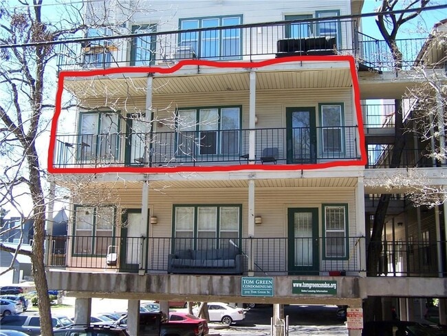 Building Photo - 3115 Tom Green St