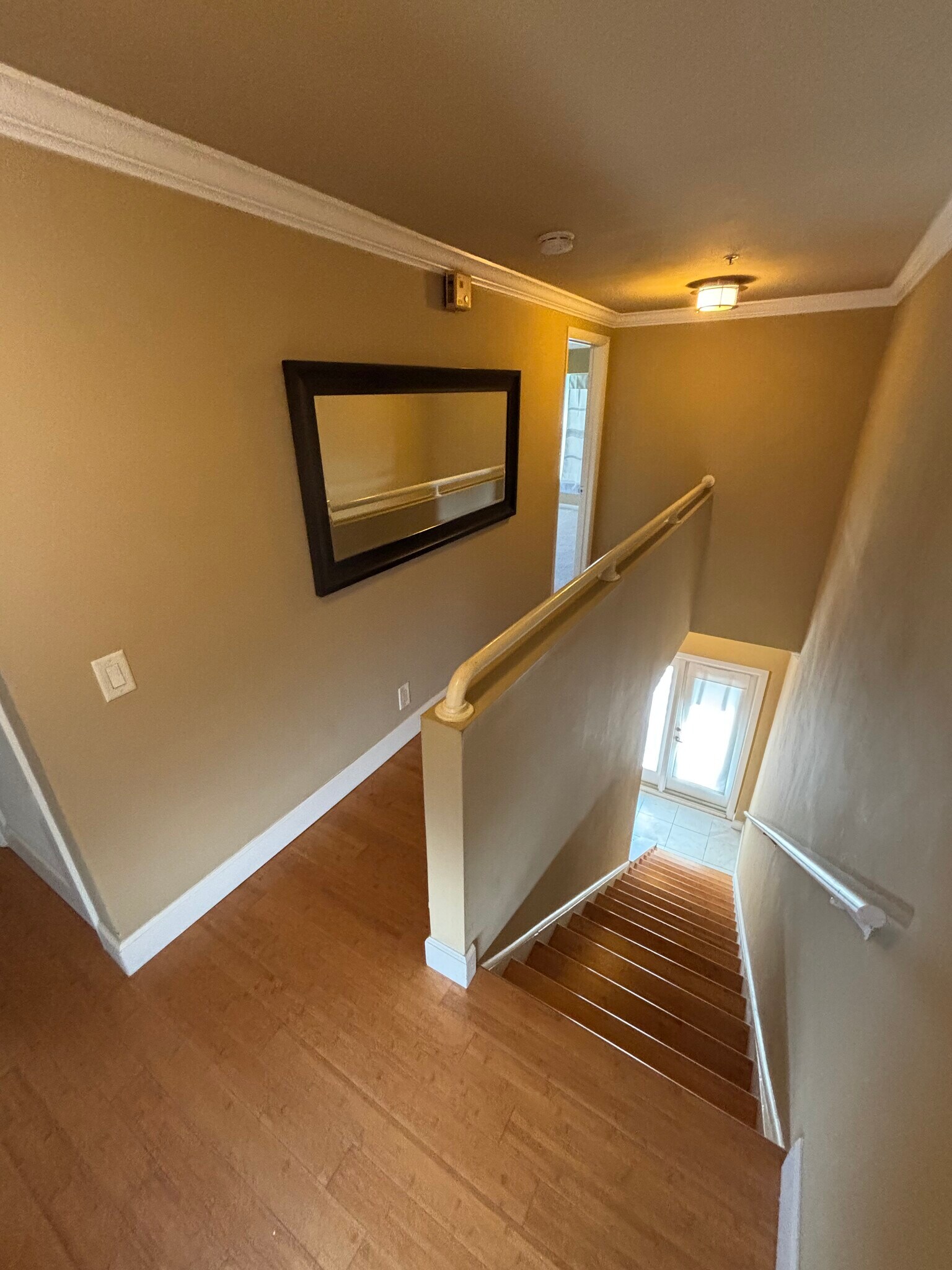 Building Photo - 4950 Bayshore Blvd