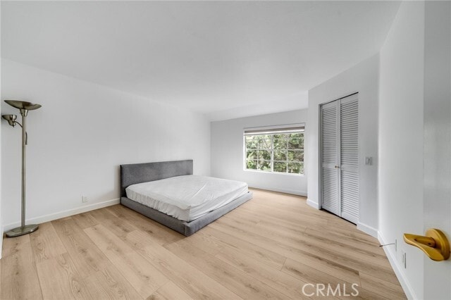 Building Photo - 16 Fox Hollow