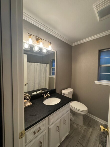 Building Photo - 5307 Meadowsweet Cir