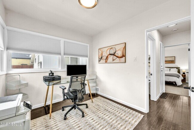Building Photo - 574 Reno Ave