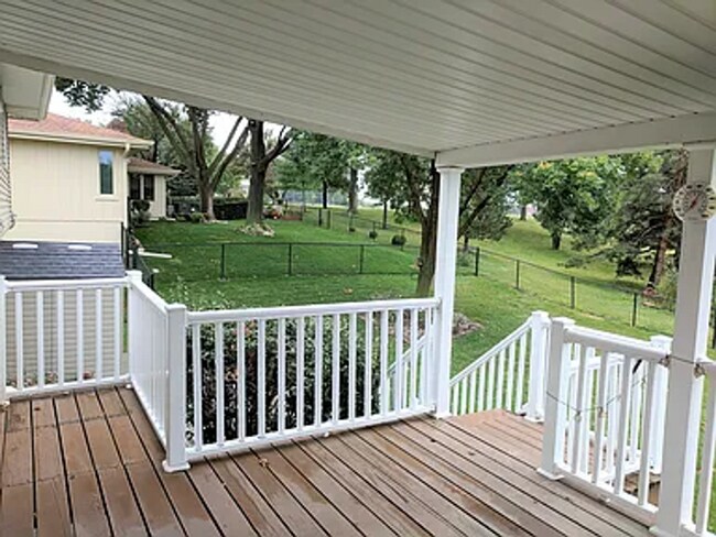 Building Photo - 15017 Arbor St