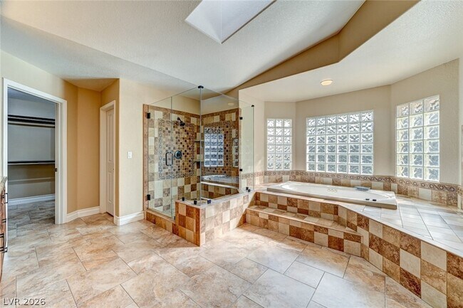 Building Photo - 2312 Silver Bluff Ct