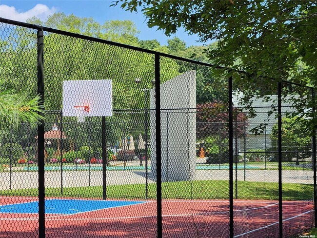 Building Photo - 336 Prairie Ct