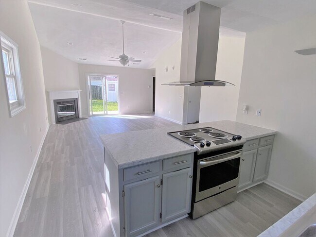 Building Photo - 3808 Fawn Creek Dr