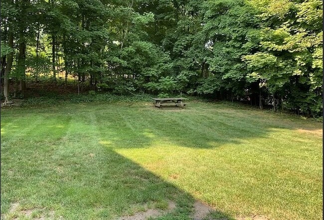 Building Photo - 61 Fairmount St