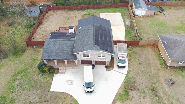 Building Photo - 1292 Monfort Rd