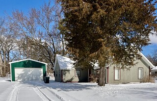 Building Photo - 1837 E Willard Ave