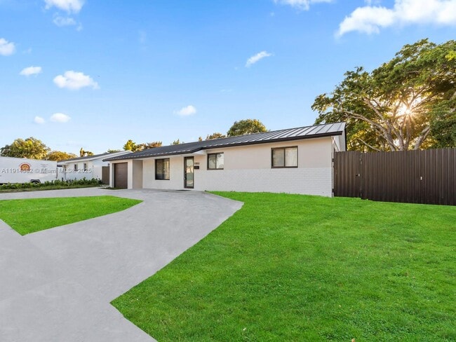 Primary Photo - 19850 Franjo Rd