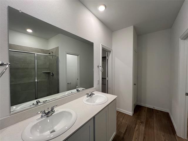 Building Photo - 2557 Goodrich Rd