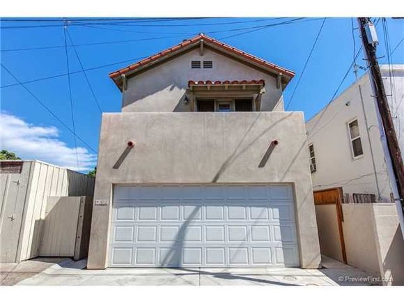 Building Photo - 912 H Ave