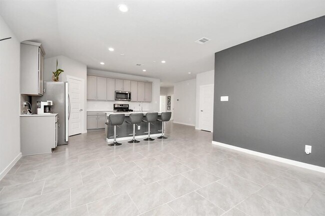 Building Photo - 7431 Teton Creek Trace