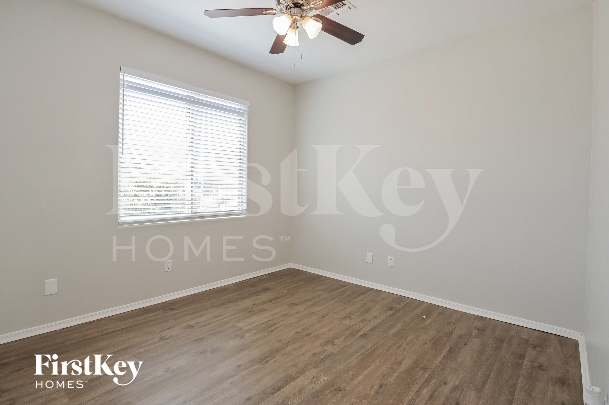 Building Photo - 5502 W Red Rock Ridge St