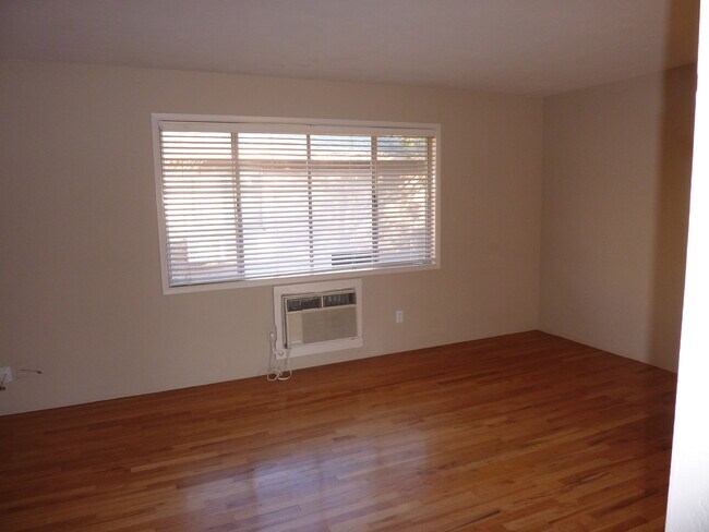 Living room with new 24,000 btu AC. - 1624 T St