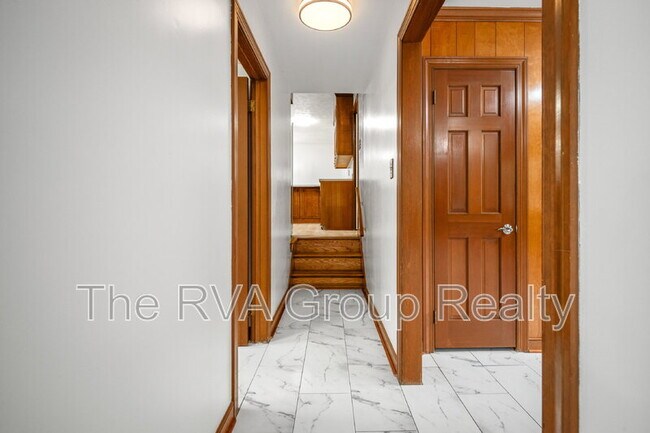 Building Photo - 2425 Capehart Rd