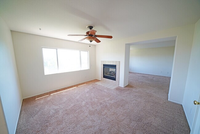 Building Photo - 29070 St Tropez Pl