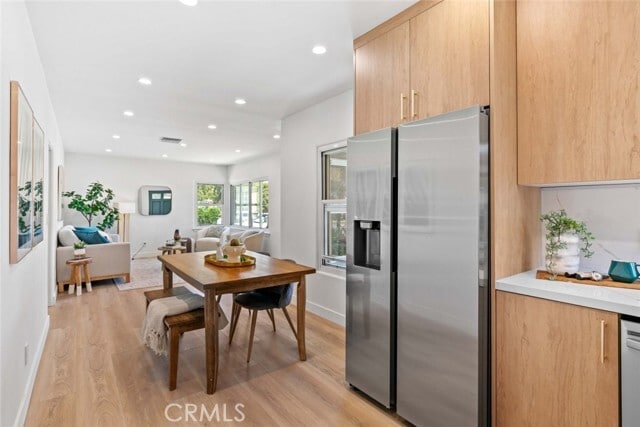 Building Photo - 2105 N Pass Ave