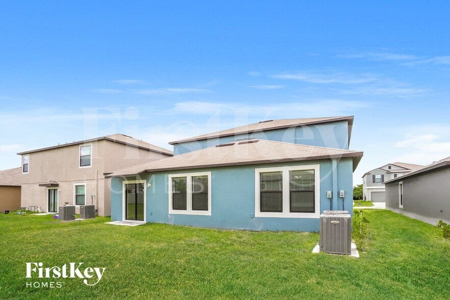 Building Photo - 9632 Sage Creek Dr