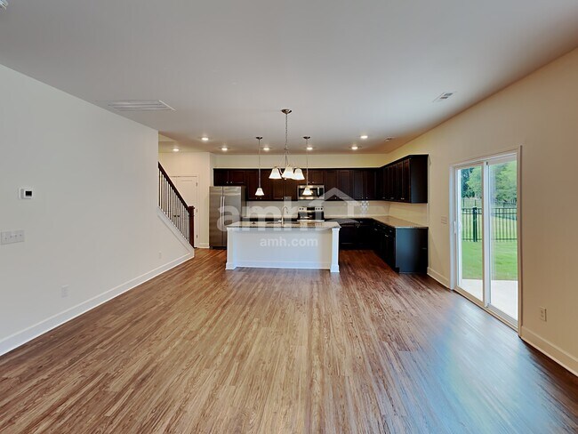 Building Photo - 460 Bluewater Dr