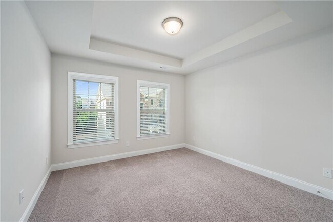 Building Photo - 1363 Live Oak Ln