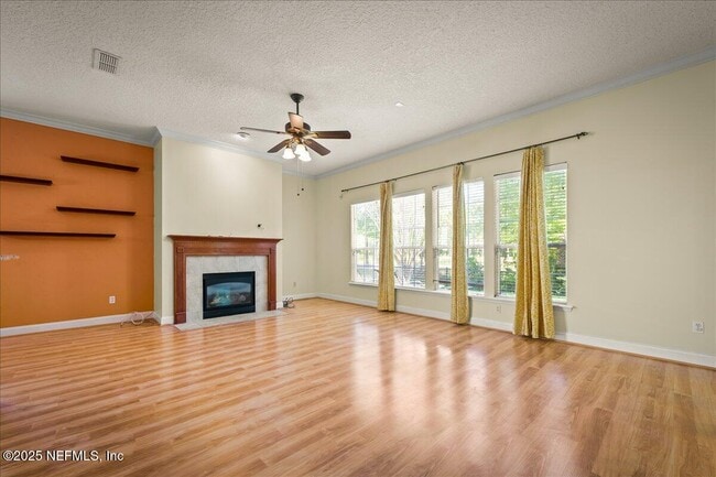 Building Photo - 1028 Meadow View Ln