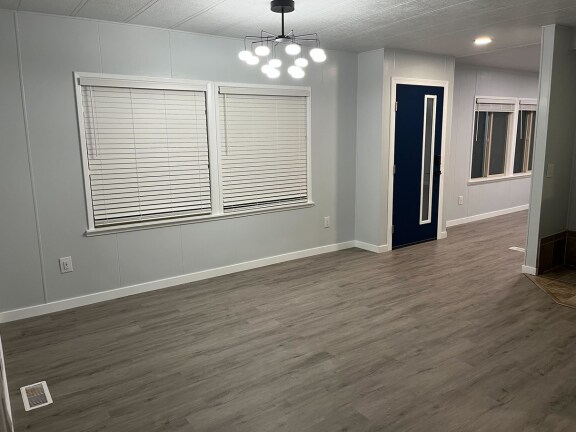 Building Photo - 3911 Victory Dr SW