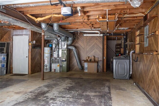 Building Photo - 4079 Dunnington Dr