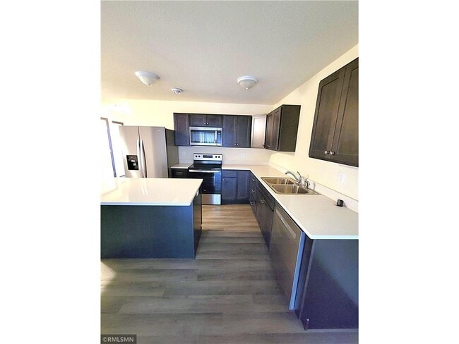 Building Photo - 303 S Wasson Ln