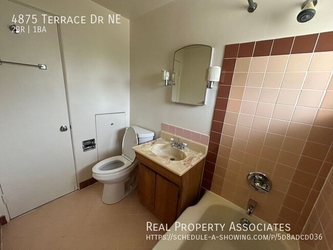 Building Photo - 4875 Terrace Dr NE
