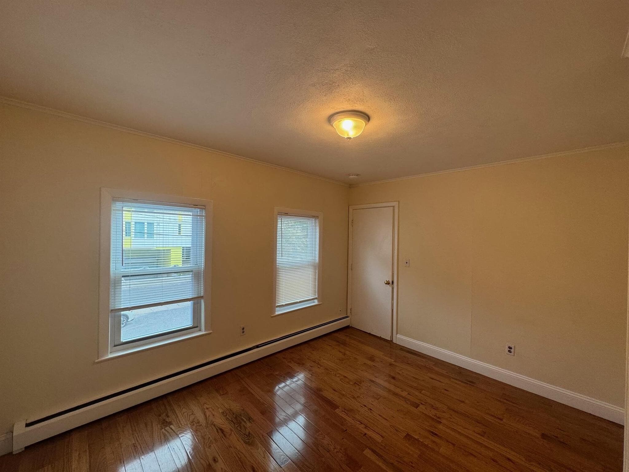 Building Photo - 213 Beacon St