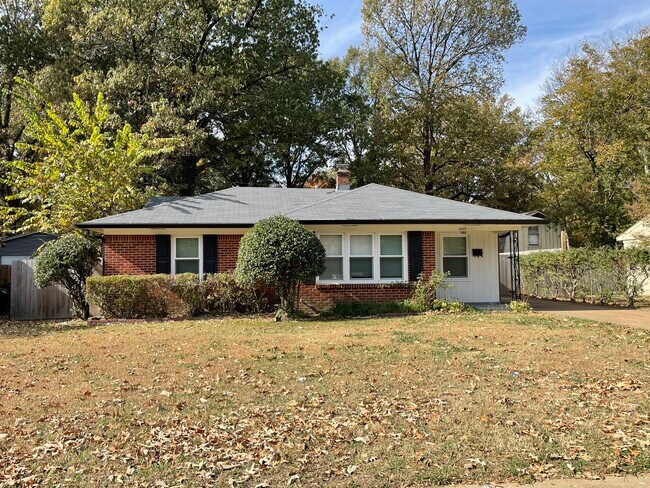 Primary Photo - 1653 Colonial Rd