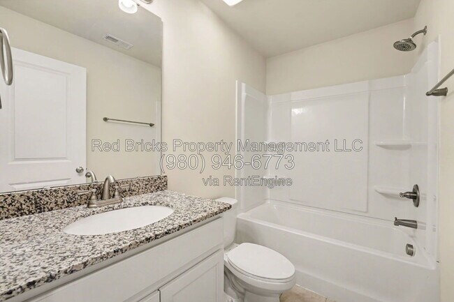 Building Photo - 3912 Townes Blvd