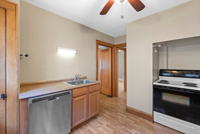 Building Photo - The Sampler