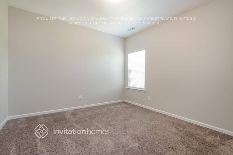 Building Photo - 6809 Shane Dr