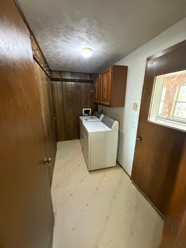 Building Photo - 38629 Ravenswood Rd