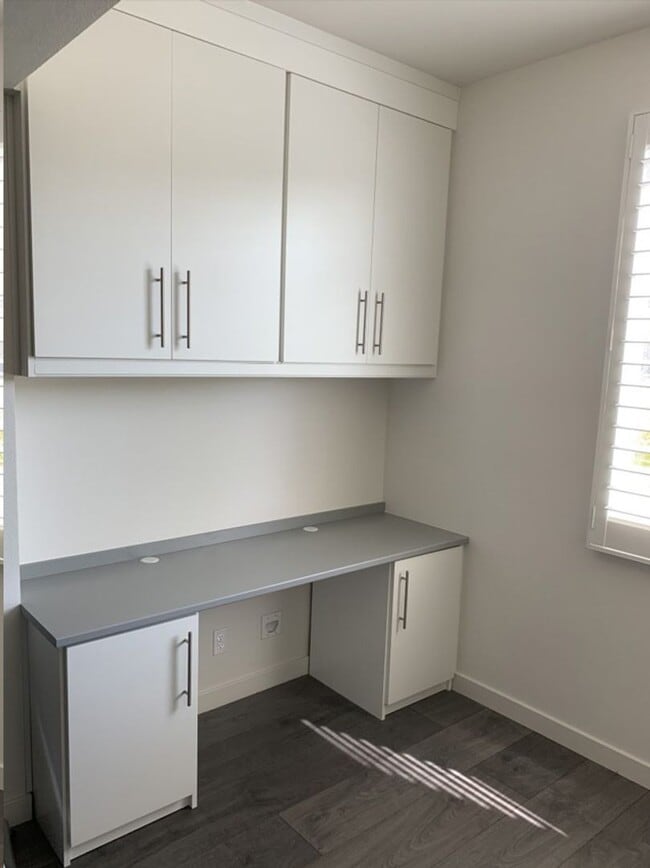 Building Photo - Rooms for Rent in Irvine's Great Park