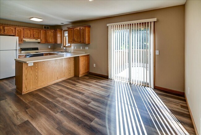 Building Photo - 309 Trail Side Dr