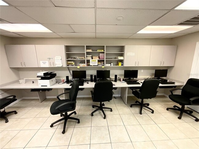 Building Photo - 10605 Timber Ln