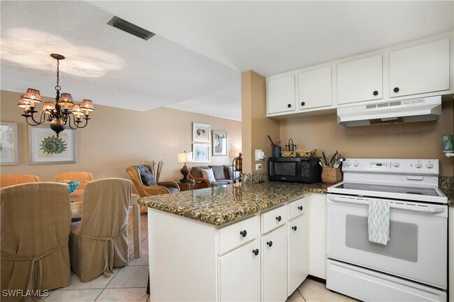 Building Photo - 3443 Gulf Shore Blvd N