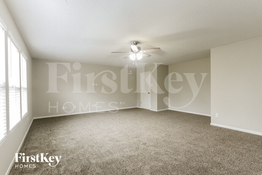 Building Photo - 6628 Westland Dr