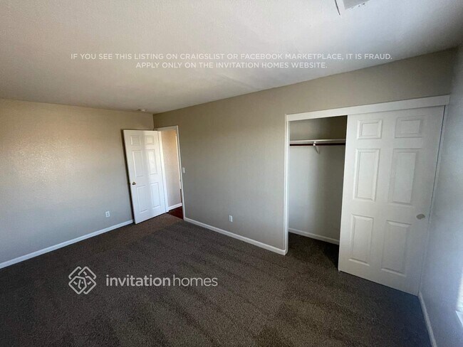 Building Photo - 3915 Eugene Dr