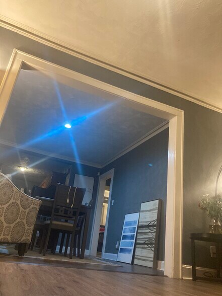 Building Photo - 5004 Euclid Ave