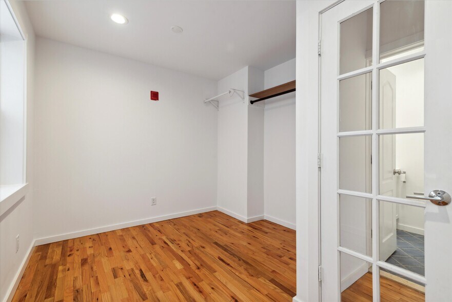 Building Photo - 1432 N Cadwallader St