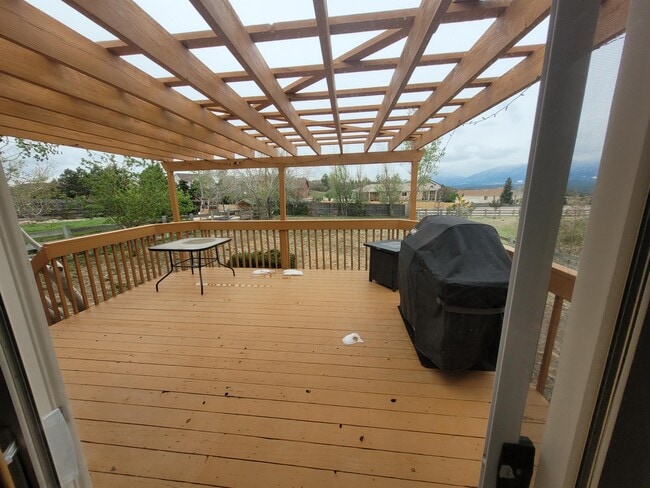 Building Photo - 97 Misty Creek Dr