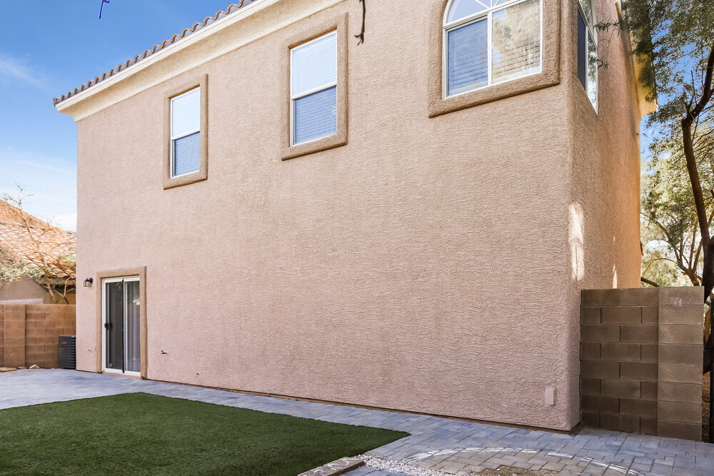 Building Photo - 5978 Genovese Ave