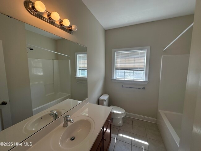 Building Photo - 4911 Alamance Dr