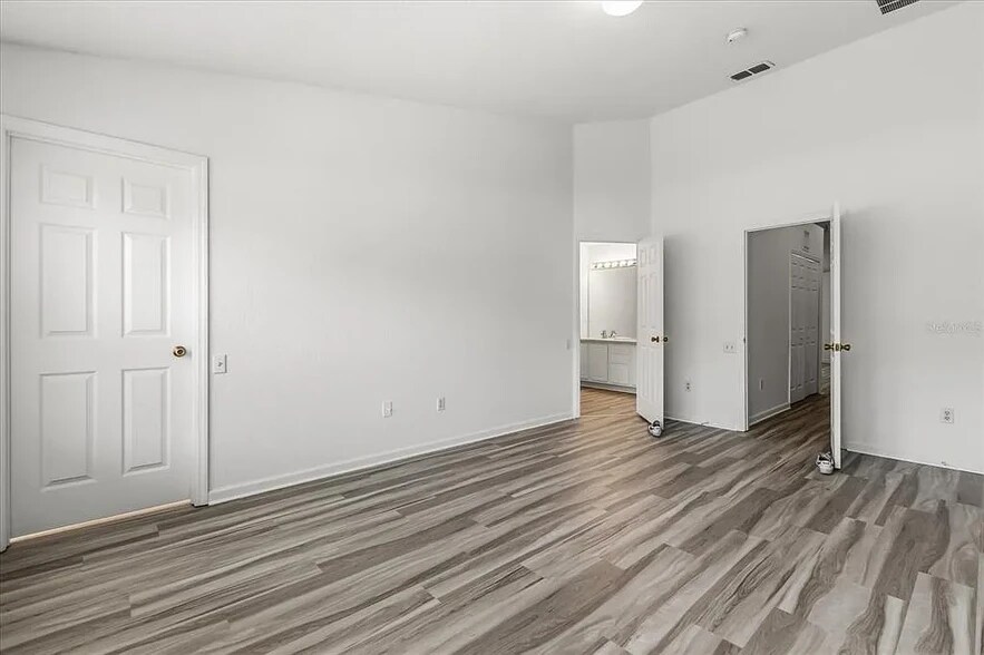 Building Photo - 5012 Hawkstone Dr