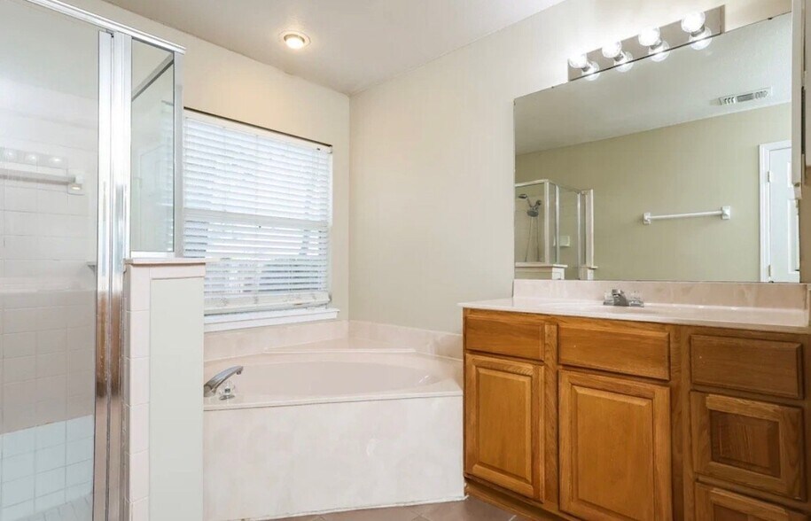 Building Photo - 5533 Killary Ct